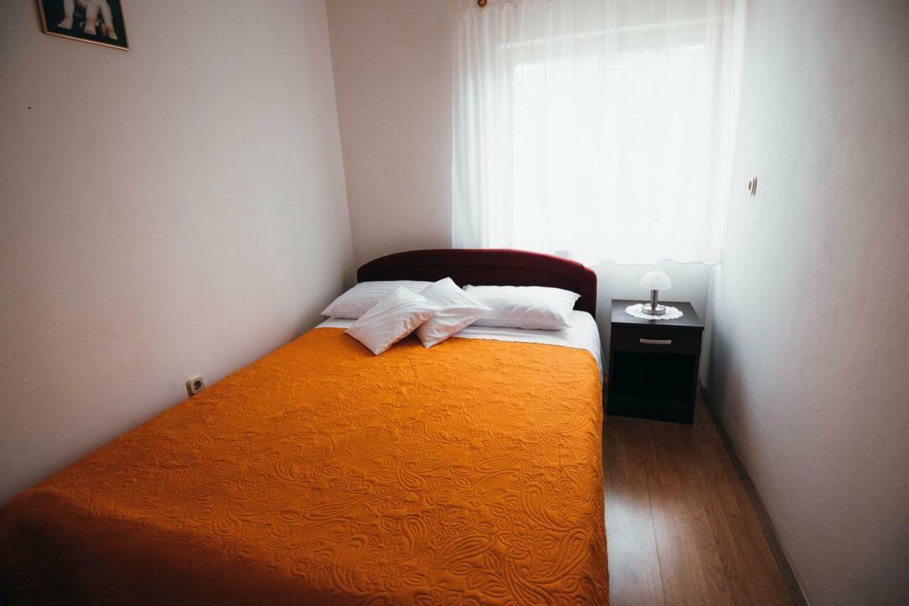 Apartmani Tamaris Vodice Esterno foto